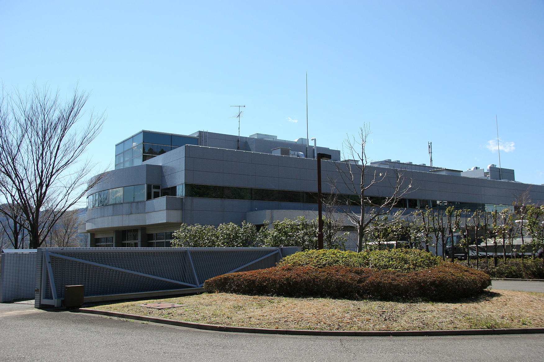 神奈川工場外観