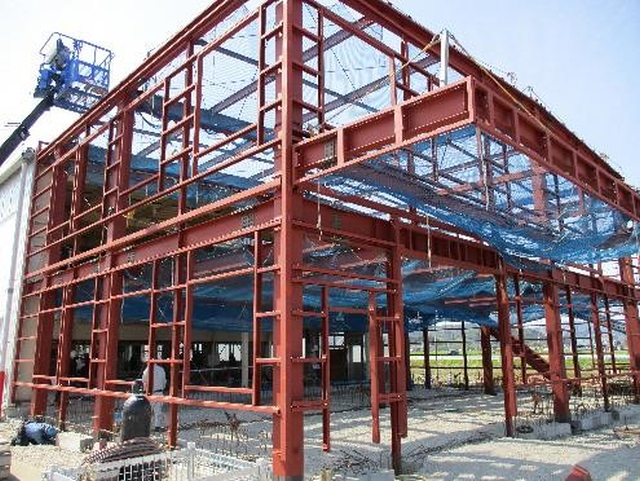 新建屋鉄骨組